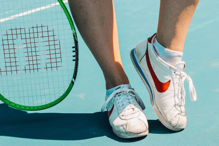 women-tennis-player-shoes